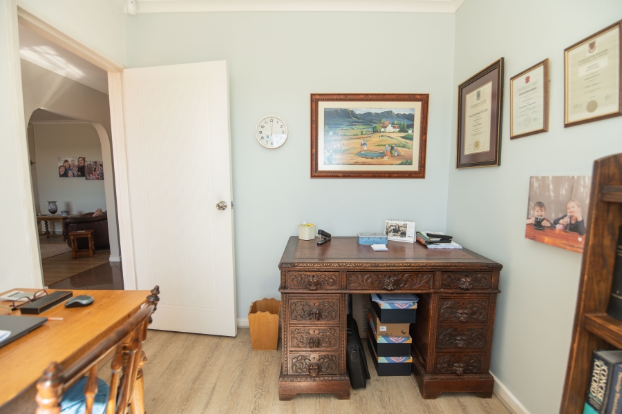 3 Bedroom Property for Sale in Summerstrand Eastern Cape